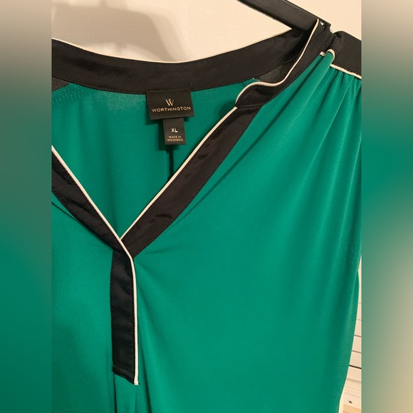 Worthington Green V-Neck Cap Sleeve Blouse Size XL Size X-Large - Picture 2 of 2